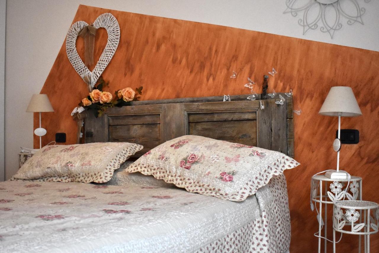 B&B Tulipano Crone Bagian luar foto