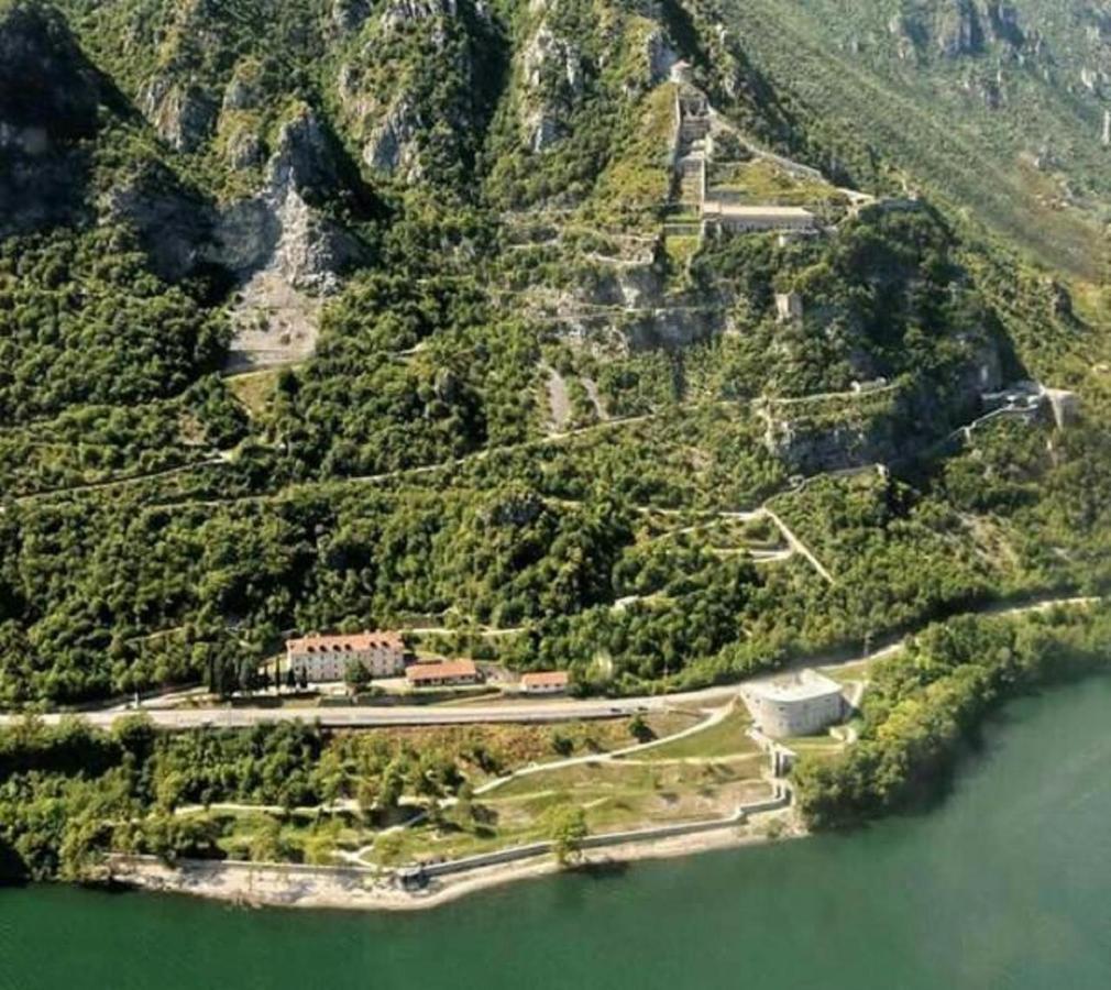 B&B Tulipano Crone Bagian luar foto